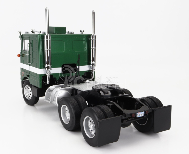 Road-kings Peterbilt 352 Pacemaker ťahač 3-assi 1979 1:18 zelená biela