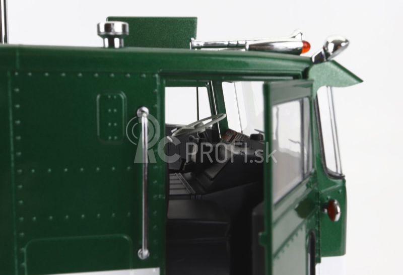 Road-kings Peterbilt 352 Pacemaker ťahač 3-assi 1979 1:18 zelená biela