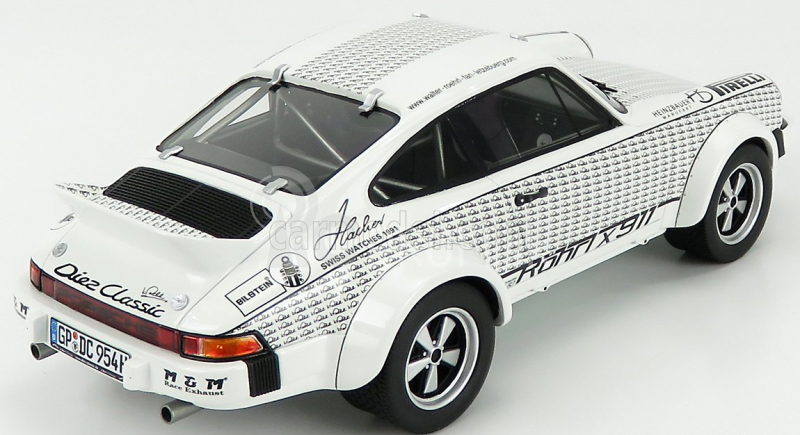 Schuco Porsche 911 Coupe s postavičkou Waltera Rohrla 1969 1:18 biela čierna