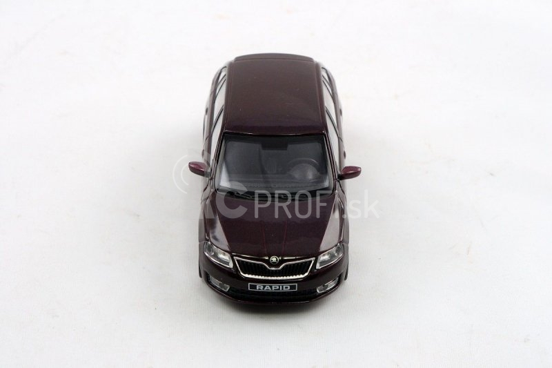 Abrex Škoda Rapid Spaceback (2013) 1:43 – rosso brunello metalíza