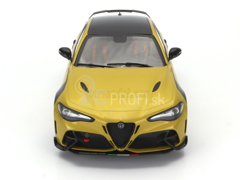 Solido Alfa romeo Giulia Gta Nagemaakt 2022 1:18 žltá čierna