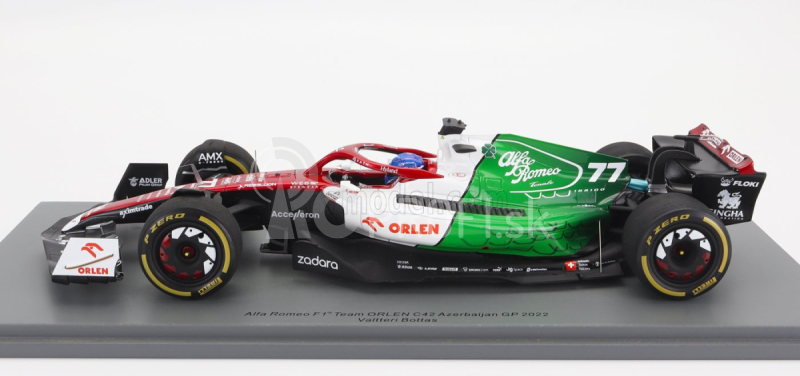 Spark model Alfa romeo F1 C42 Team Orlen Racing N 77 Azerbaijan Gp 2022 Valtteri Bottas - Con Vetrina - With Showcase - Special Box 1:18 Biela červená zelená