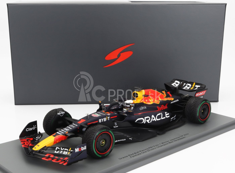 Spark-model Red bull F1 Rb18 Team Oracle Red Bull Racing N 1 Winner Japan Gp With Pit Board World Champion 2022 Max Verstappen 1:18 Matná modrá žltá červená