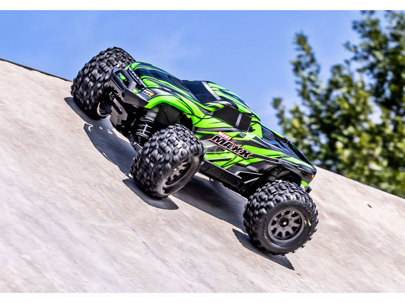 Traxxas Mini Maxx 1:12 BL-2s RTR čierny