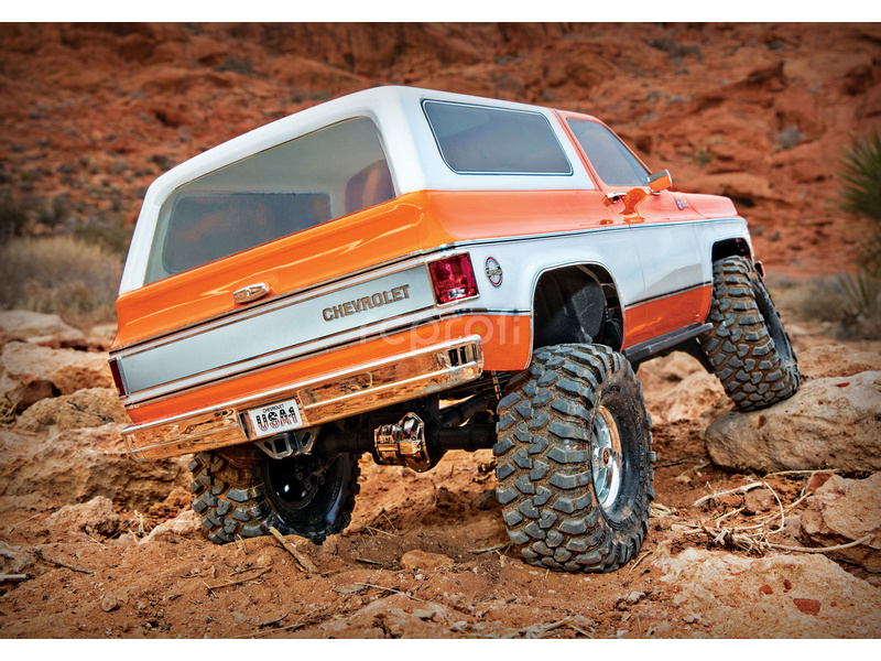 Traxxas TRX-4 Chevrolet K5 Blazer 1979 1:10 RTR červená