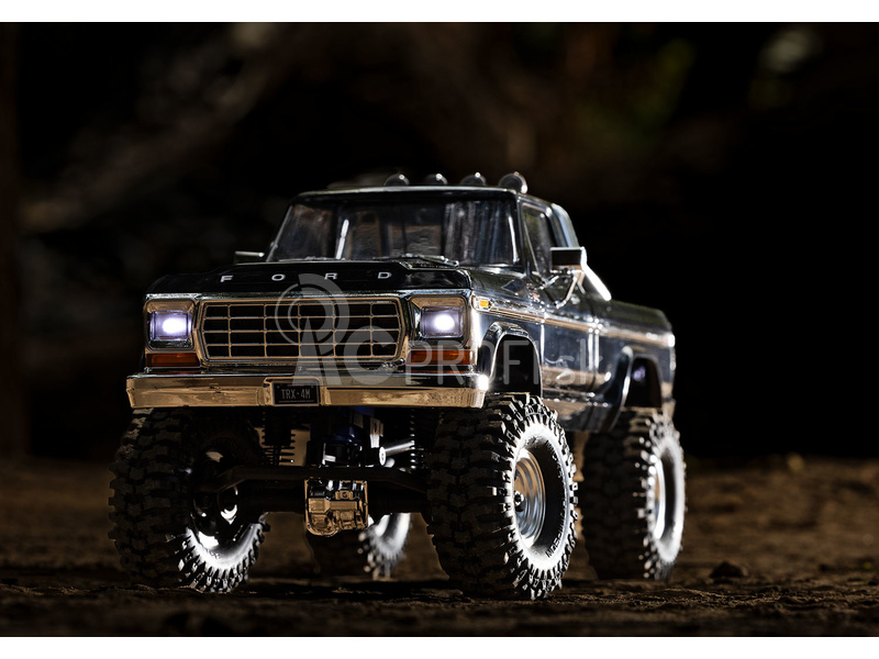 Traxxas TRX4-M Ford F-150 1979 1:18 RTR čierny