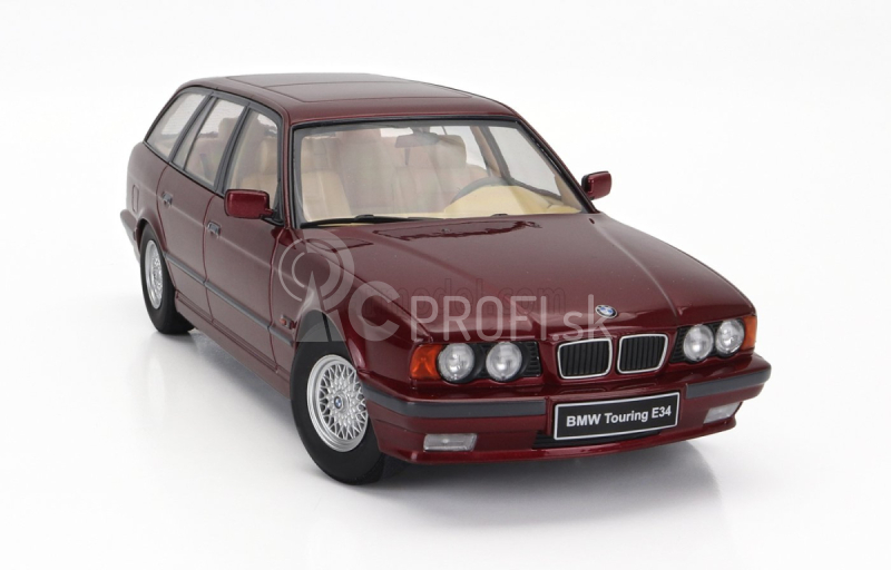 Triple9 BMW radu 5 Touring (e34) Sw Station Wagon 1996 1:18 Červená farba