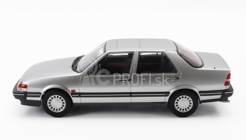 Triple9 Saab 9000 Cd Turbo 1990 1:18 Strieborný