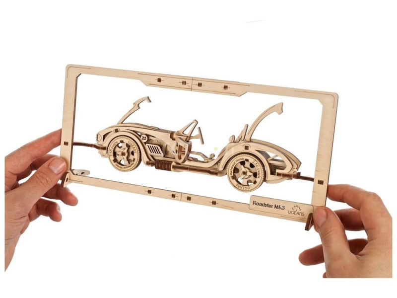 Ugears 2,5D drevené mechanické puzzle Roadster MK3