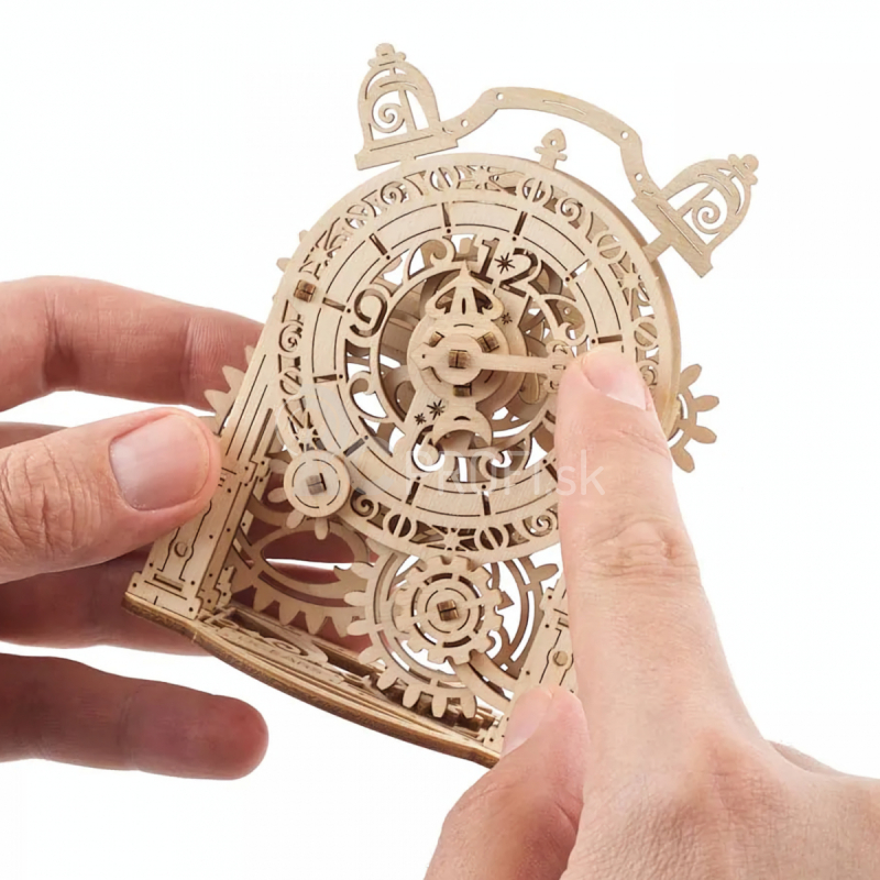 Ugears 3D drevené mechanické puzzle Dekoratívny budík