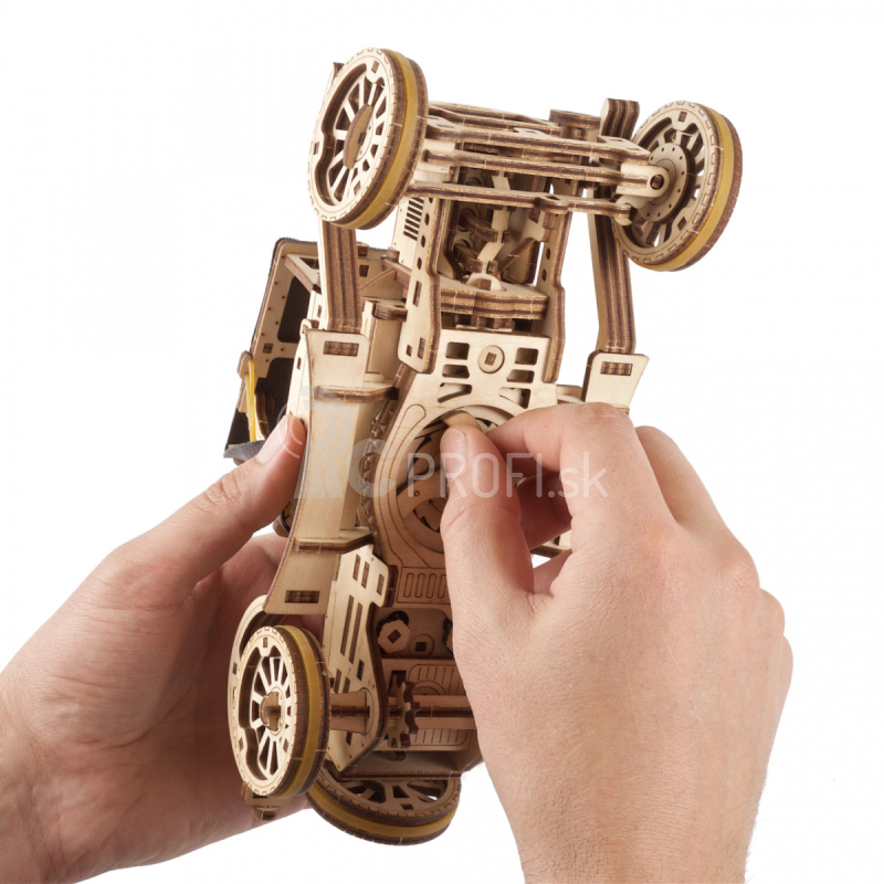 Ugears 3D drevené mechanické puzzle Historické auto UGR-T