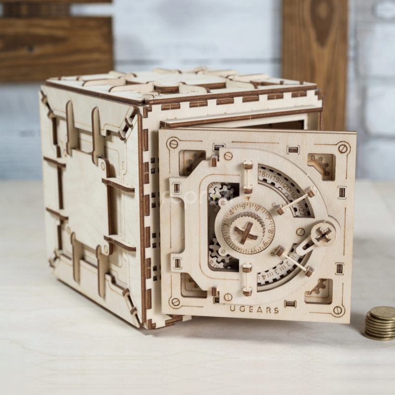 Ugears 3D drevené mechanické puzzle Trezor