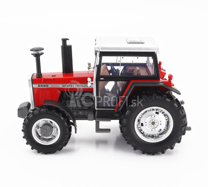 Universal hobbies Massey ferguson Mf2685 Tractor 1986 1:32 Červená strieborná