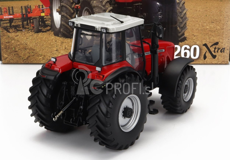 Universal hobbies Massey ferguson Mf8260 Tractor 2012 1:32 Červená