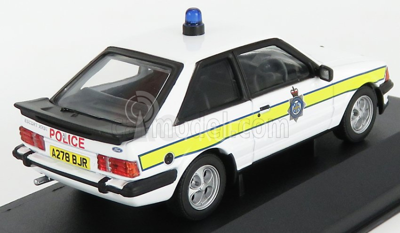 Vanguards Ford england Escort Mkiii Xr3i Police 1990 1:43 bielo žltá