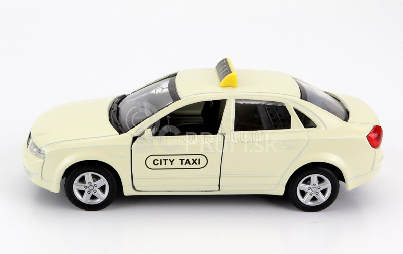 Welly Audi A4 Taxi Berlino Nemecko 2004 - poškodenie karty Box 1:38 Cream