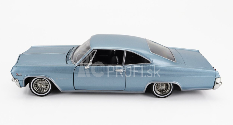 Welly Chevrolet Impala Ss 396 Coupe Low Rider 1965 1:24 čierna