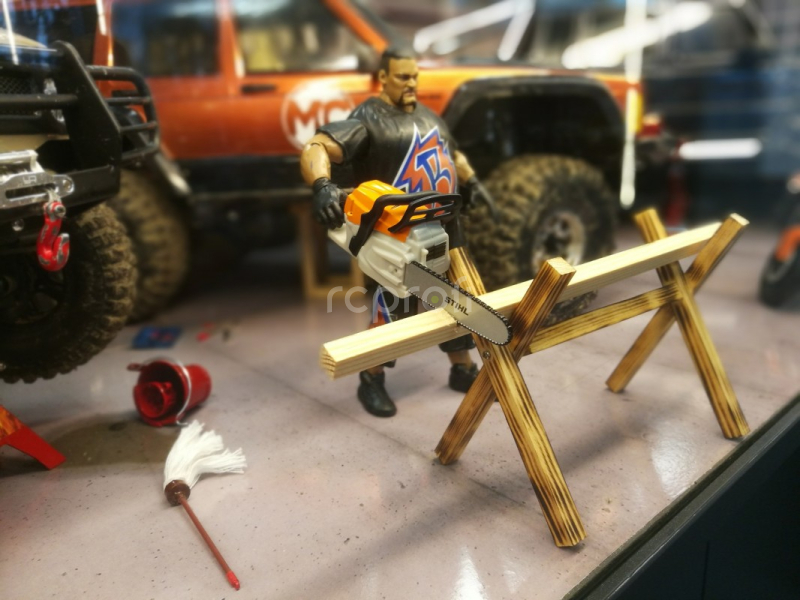 Model motorovej píly Stihl so zvukom 1:10