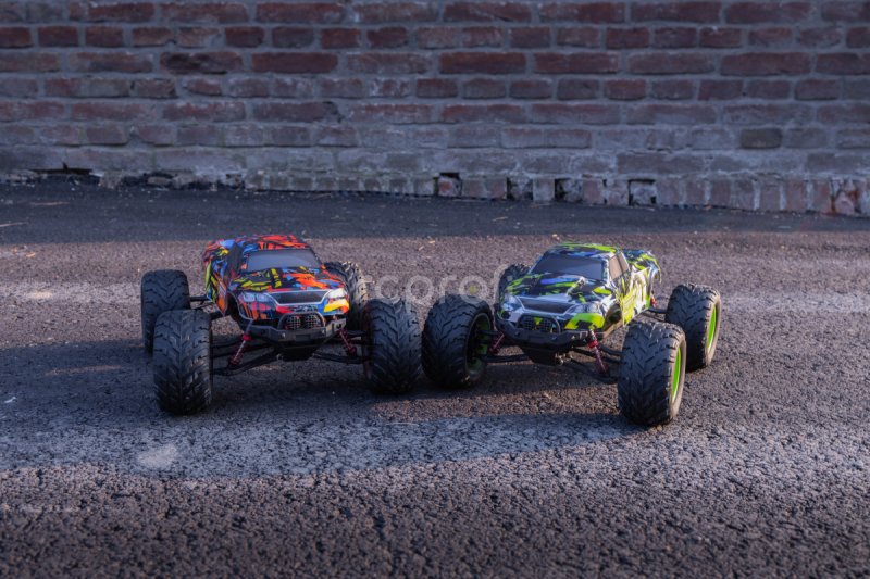 RC auto RMT Dominator Monster, zelené