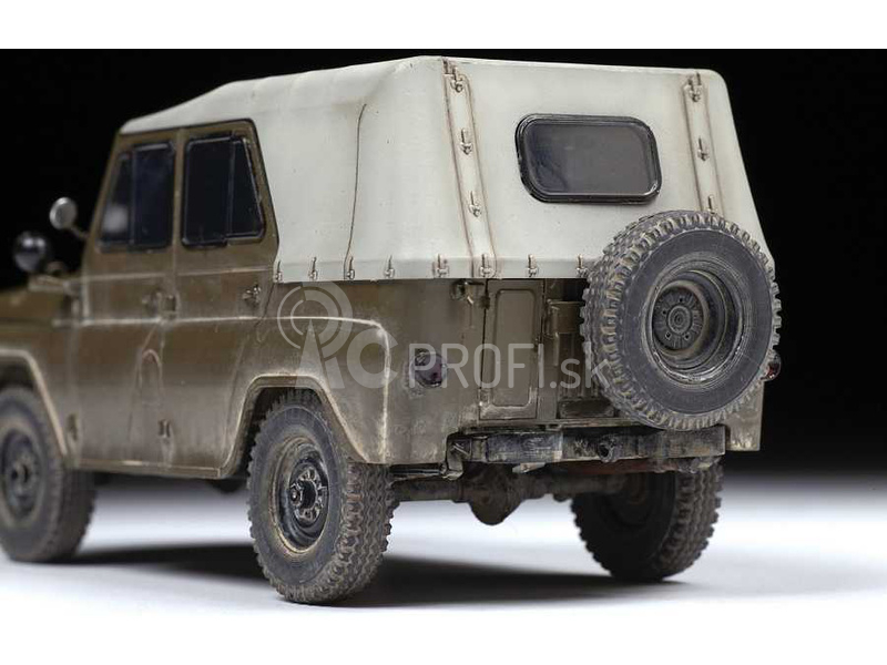 Zvezda UAZ-469 (1:35)